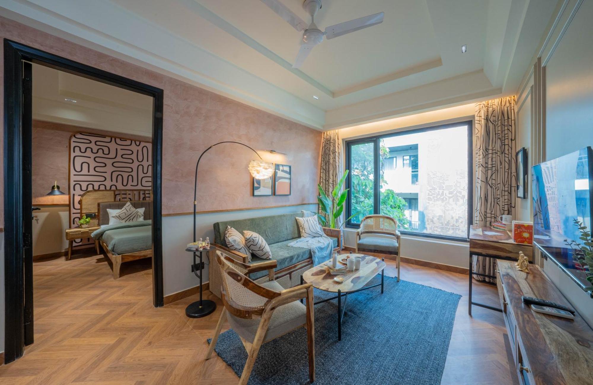 Boutique Hotel By One Tree 구르가온 외부 사진