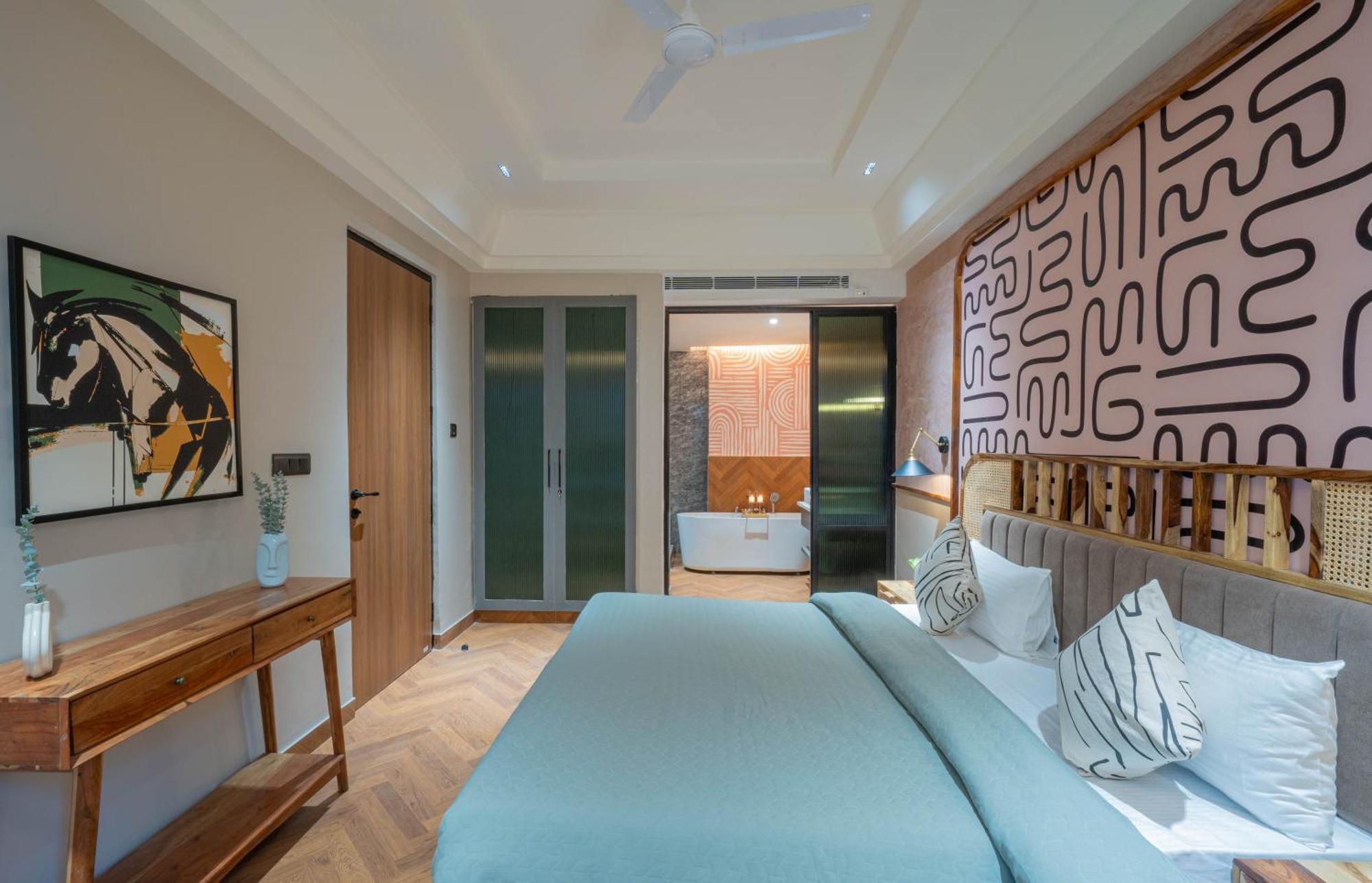 Boutique Hotel By One Tree 구르가온 외부 사진